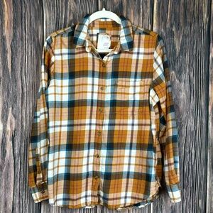 Women’s Perfect Fall Flannel Top- Size Large